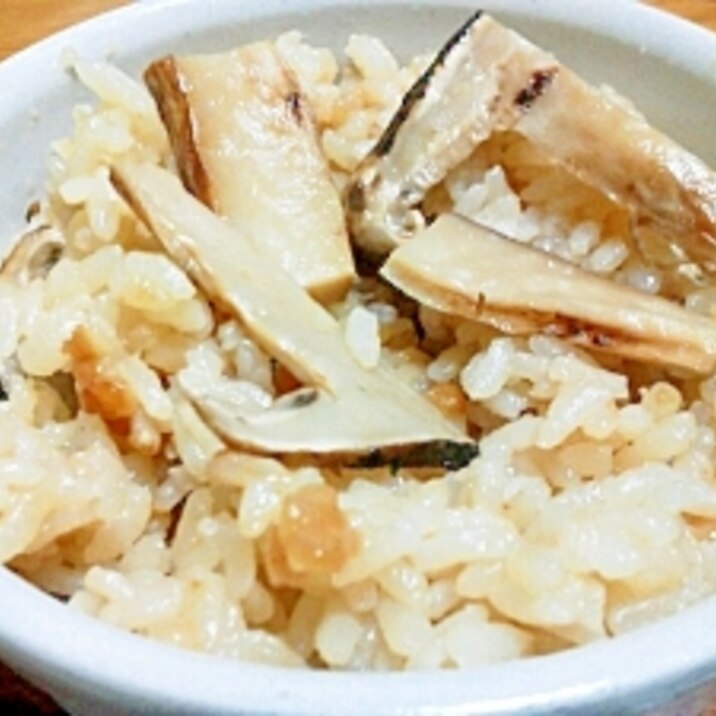 たまにはちょっと贅沢に♪松茸ご飯